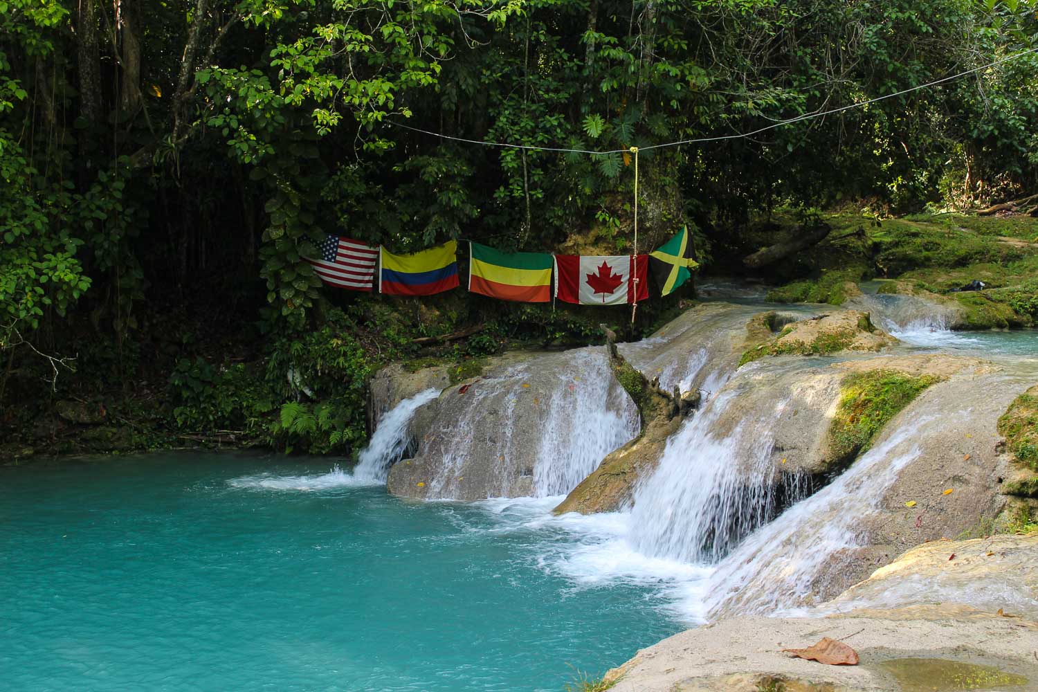 blue hole waterfalls jamaica