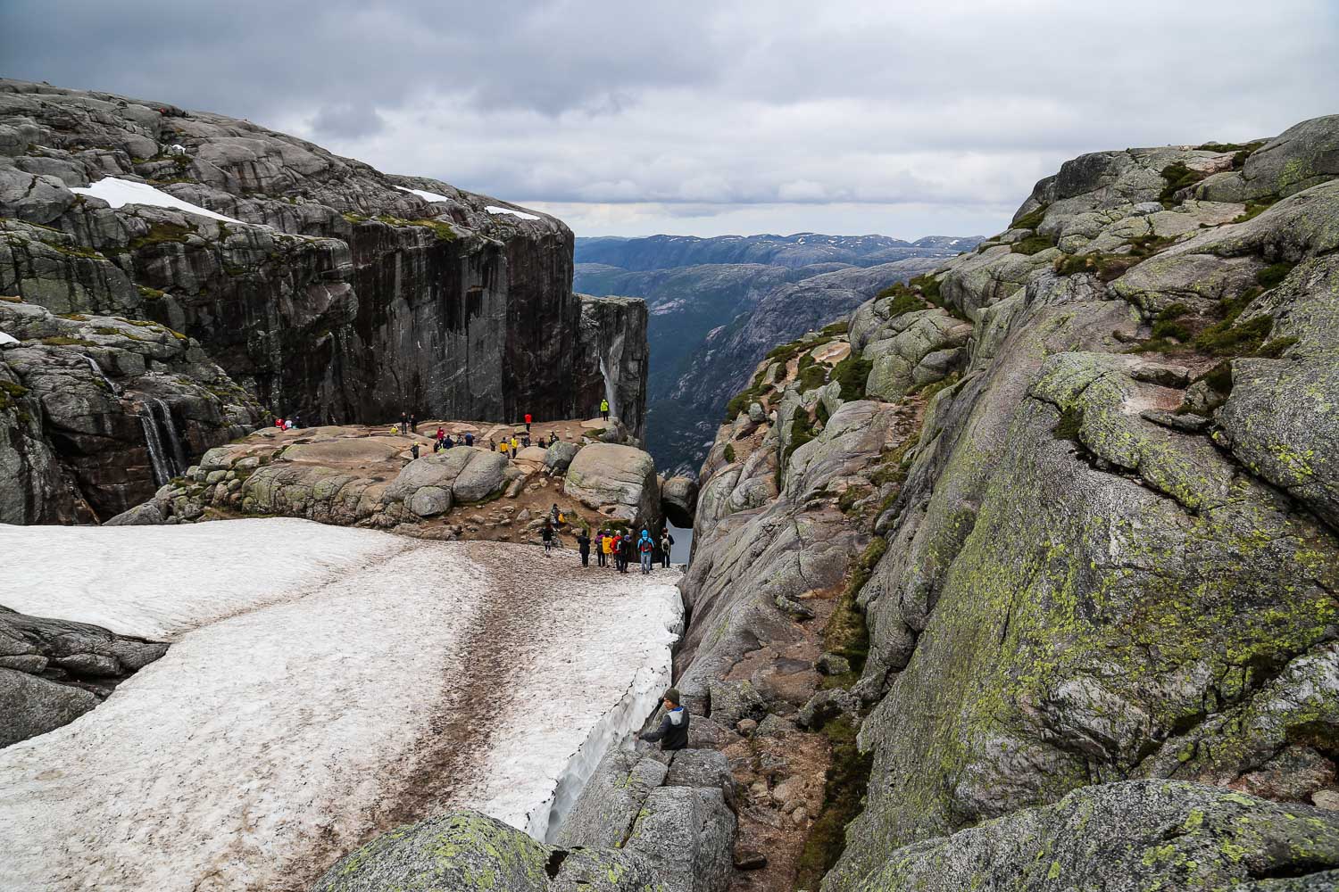 kjeragbolten norway